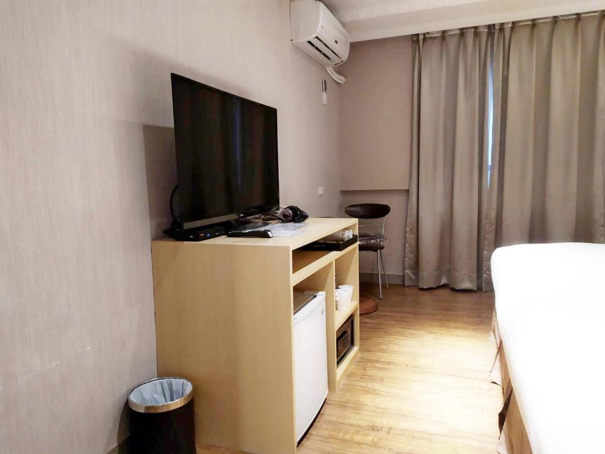 Simple Life Kaohsiung Hotel Ngoại thất bức ảnh