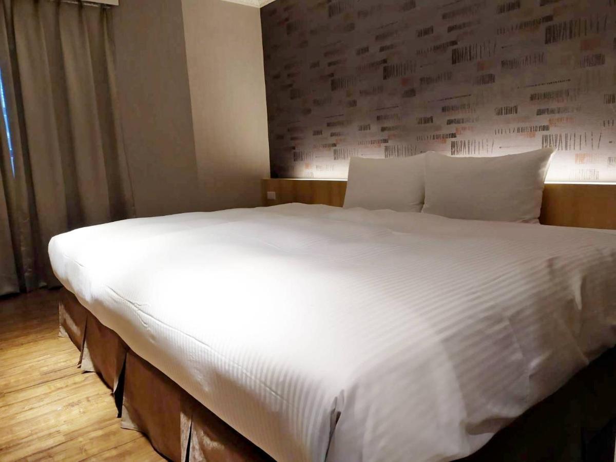 Simple Life Kaohsiung Hotel Ngoại thất bức ảnh