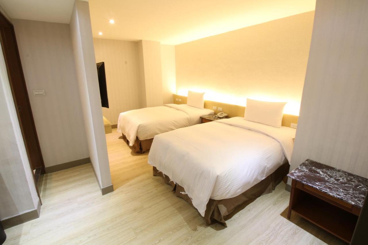 Simple Life Kaohsiung Hotel Ngoại thất bức ảnh