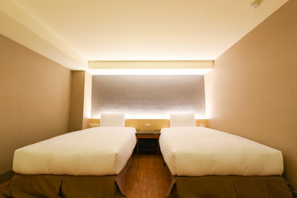 Simple Life Kaohsiung Hotel Ngoại thất bức ảnh