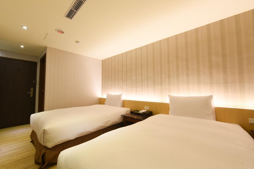 Simple Life Kaohsiung Hotel Ngoại thất bức ảnh