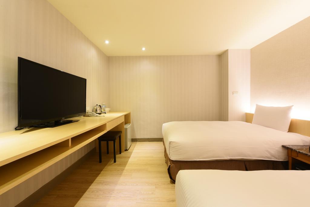 Simple Life Kaohsiung Hotel Ngoại thất bức ảnh