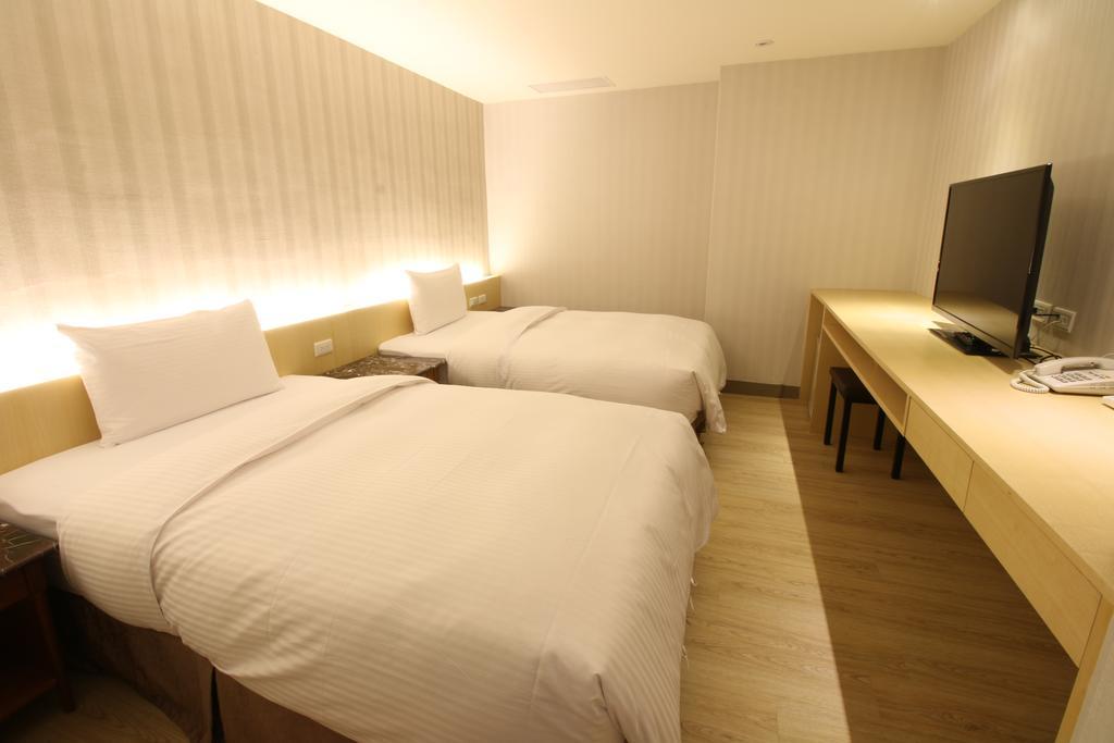 Simple Life Kaohsiung Hotel Ngoại thất bức ảnh