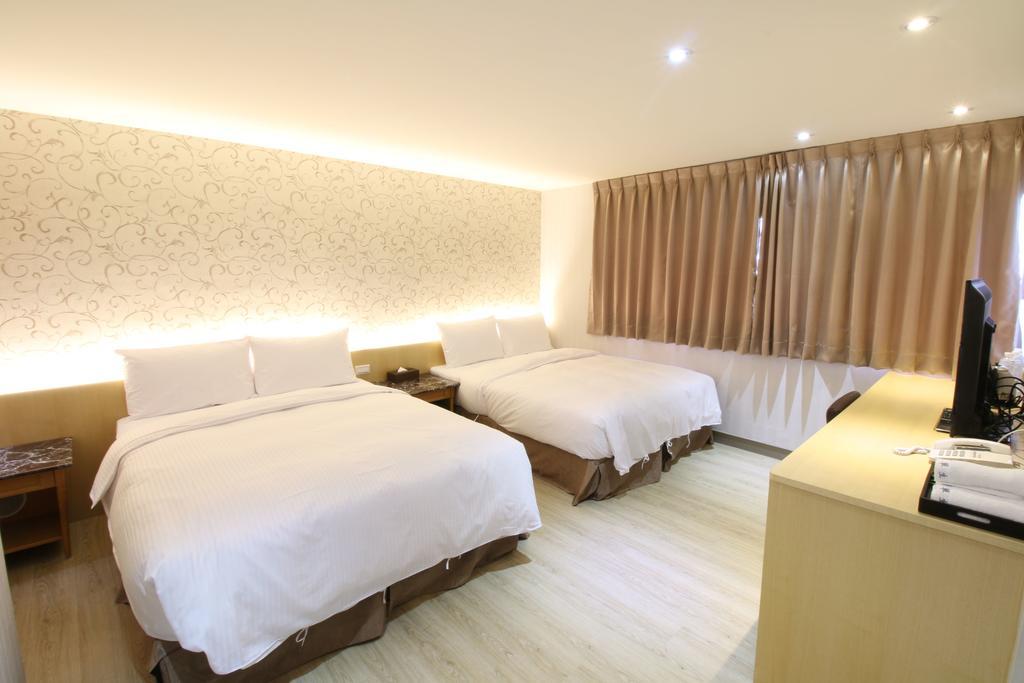Simple Life Kaohsiung Hotel Ngoại thất bức ảnh