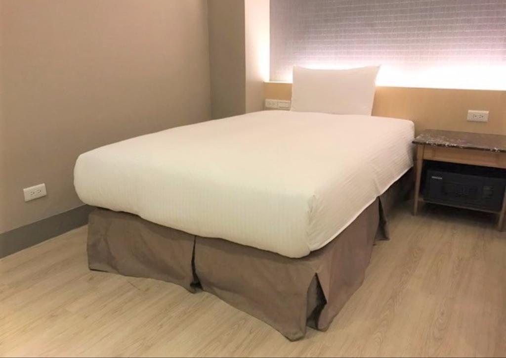 Simple Life Kaohsiung Hotel Ngoại thất bức ảnh