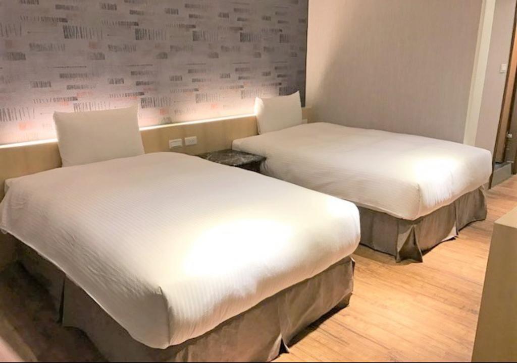 Simple Life Kaohsiung Hotel Ngoại thất bức ảnh