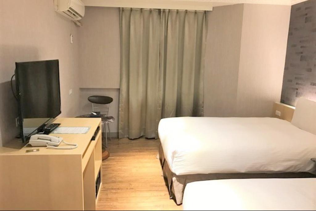 Simple Life Kaohsiung Hotel Ngoại thất bức ảnh