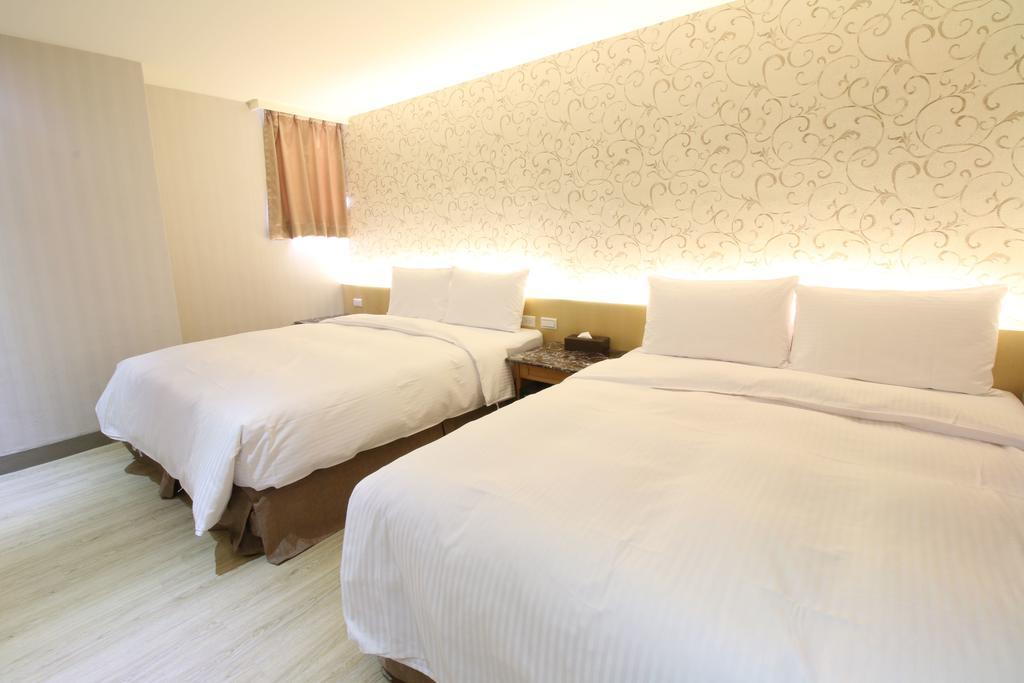 Simple Life Kaohsiung Hotel Ngoại thất bức ảnh